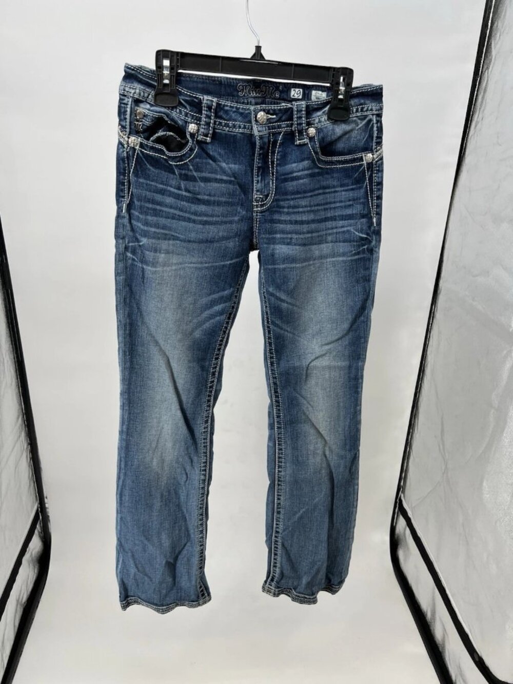 Women’s Miss Me Chloe Boot Jeans. Size 29.